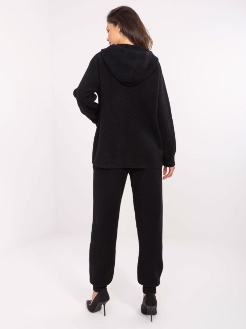 Komplet damski bluza ze spodniami czarny