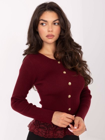 Sweter elegancki prążkowany z koronką i falbaną bordowy