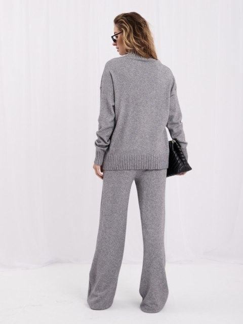 Swetrowy komplet oversize szary